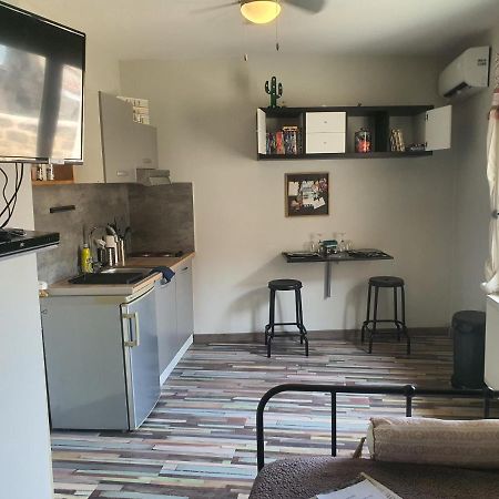 City House Appartements Entraigues-sur-la-Sorgue Exterior foto
