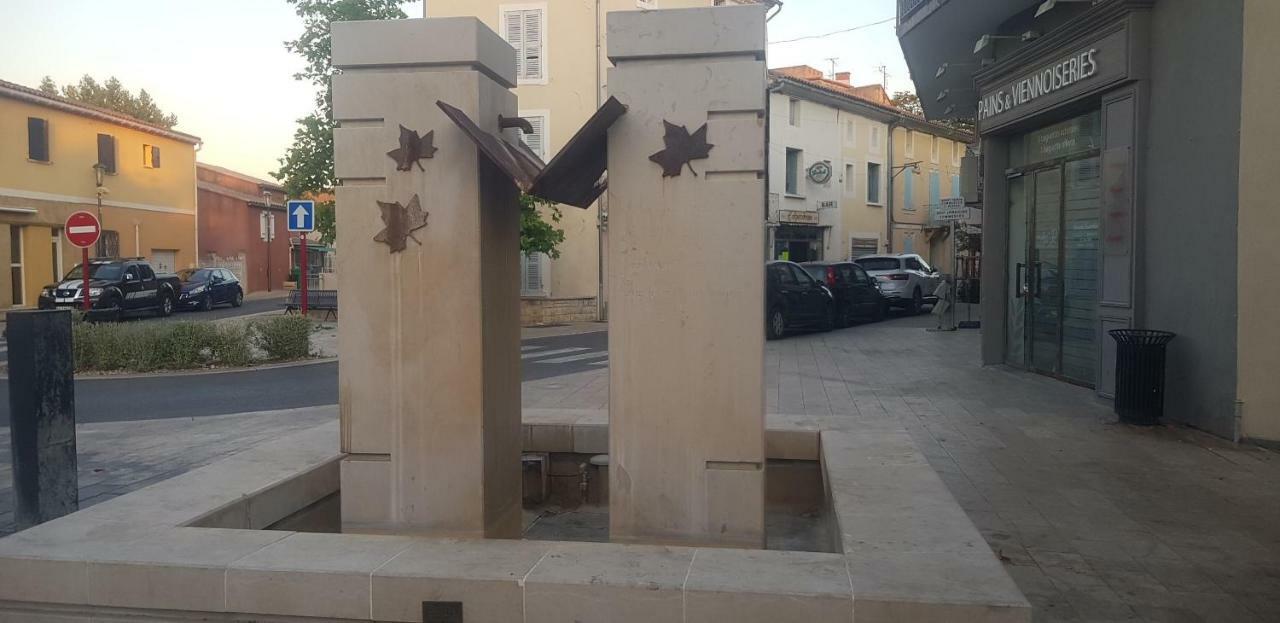 City House Appartements Entraigues-sur-la-Sorgue Exterior foto